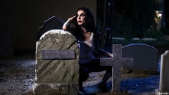 Katrina Jade - The Night They Came For Lacy | Picture (1)